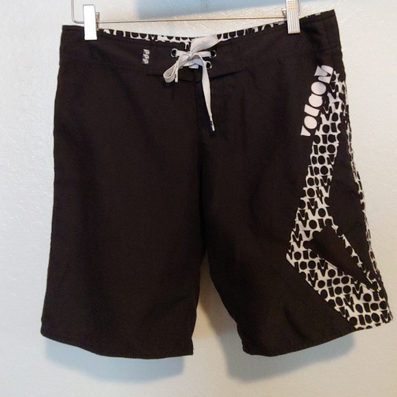 Volcom Pants - Volcom board shorts Volcom Pants - Volcom board shorts